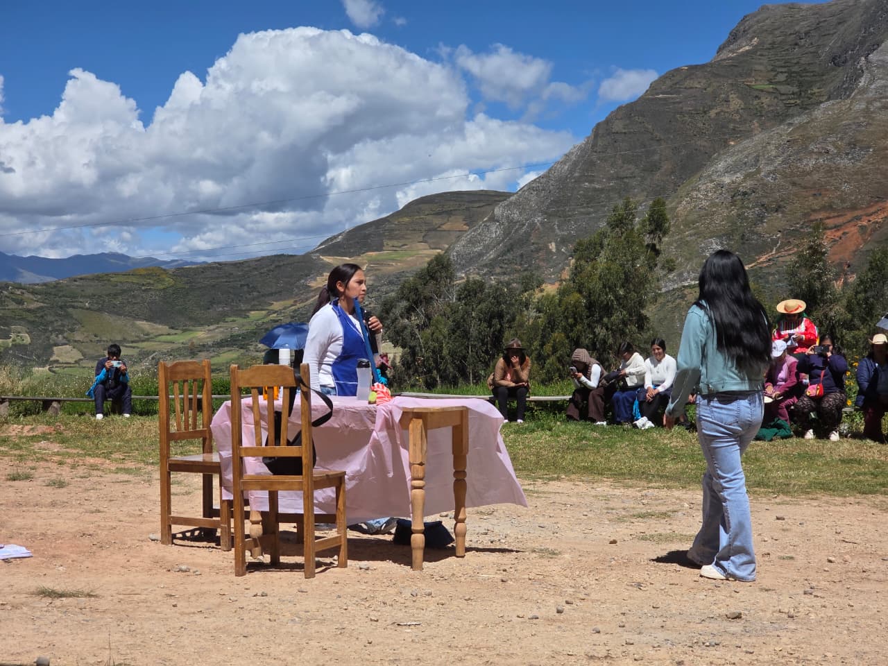 Comunidad educativa del IESTP en el Día de la Madre